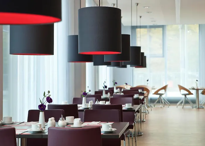 Intercity Berlin HauptbahnhofSporthotels